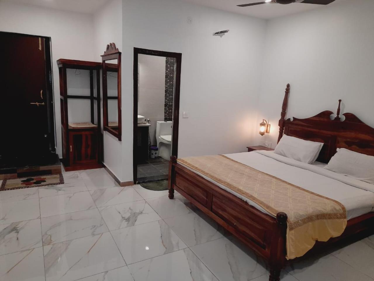 Hotel Sargam Sadan Udaipur Bagian luar foto