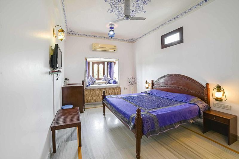 Hotel Sargam Sadan Udaipur Bagian luar foto