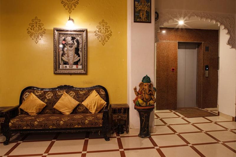 Hotel Sargam Sadan Udaipur Bagian luar foto