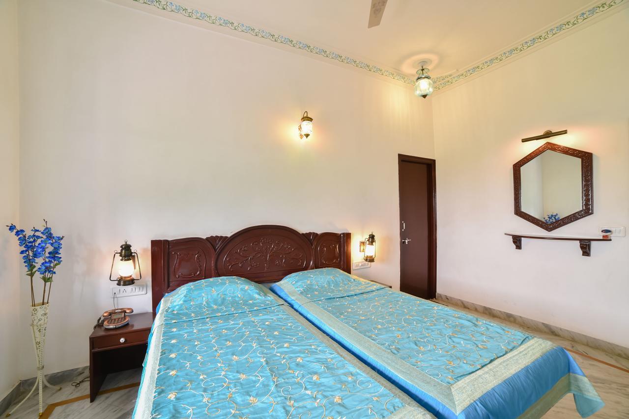 Hotel Sargam Sadan Udaipur Bagian luar foto
