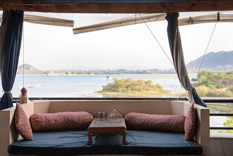 Hotel Sargam Sadan Udaipur Bagian luar foto