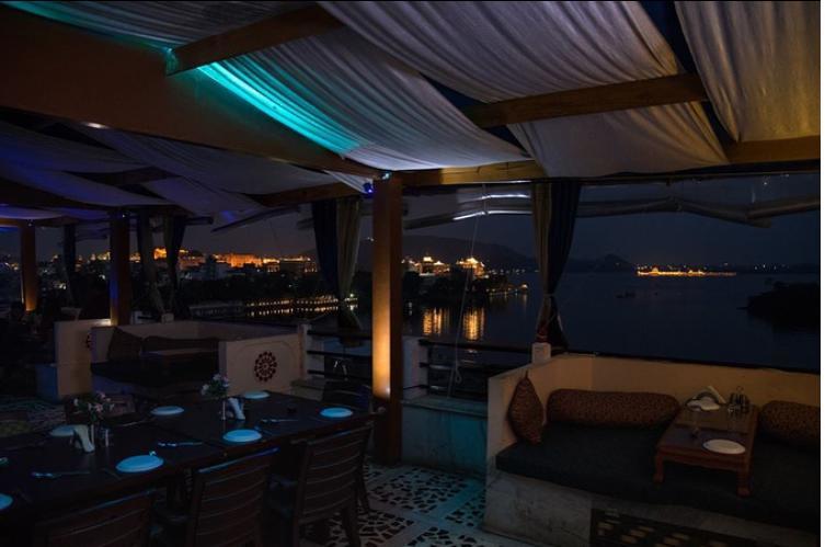 Hotel Sargam Sadan Udaipur Bagian luar foto